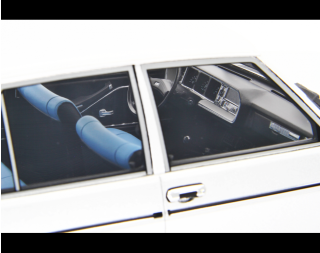 Fiat 131 1600 Mirafiori Special 1974 Bianco - weiß Laudoracing 1:18 Resinemodell (Türen, Motorhaube... nicht zu öffnen!)